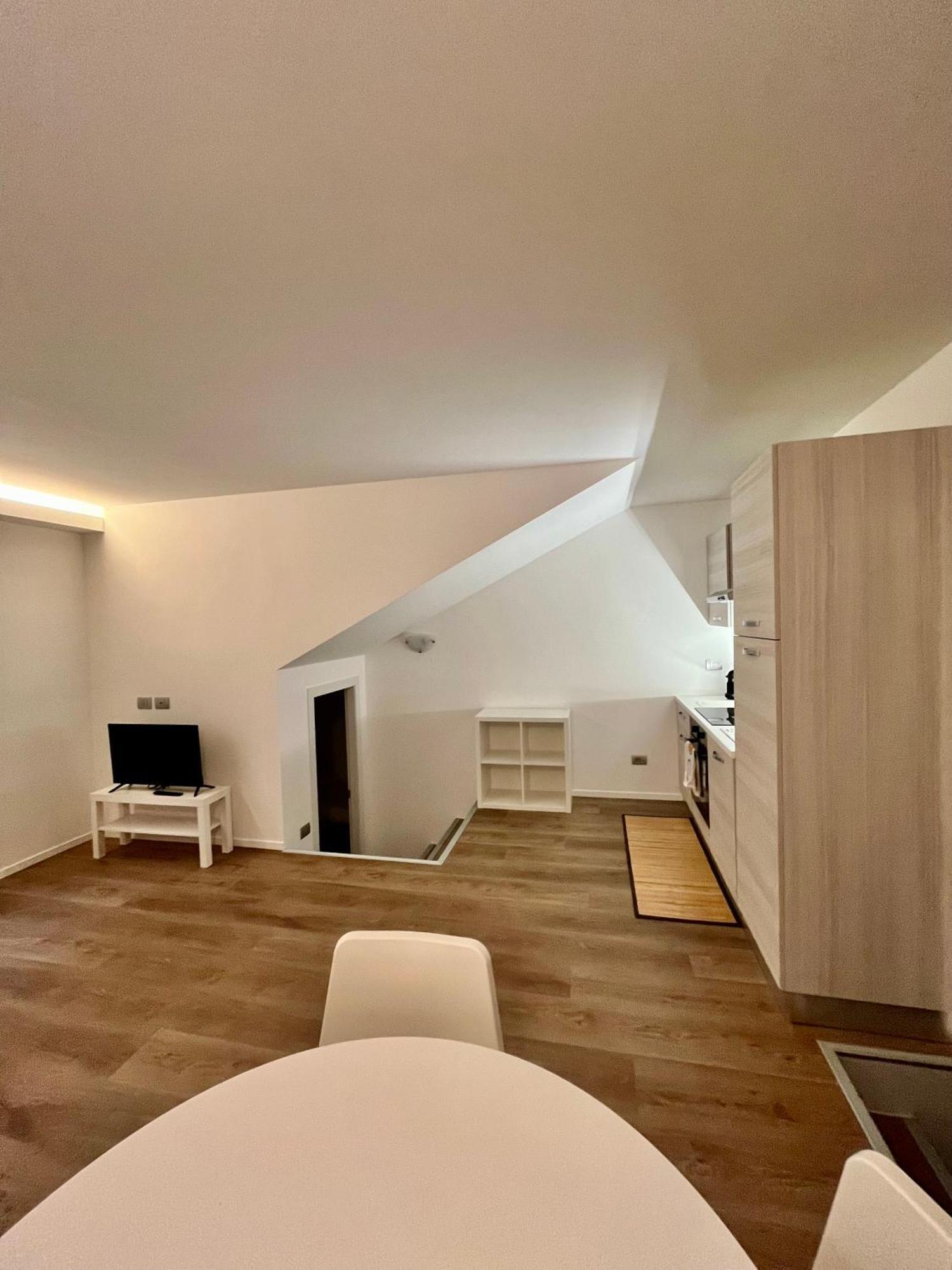 Central Side Apartment Milán Exteriér fotografie